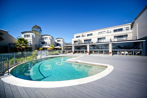 Corrigans Cove - Tourism Cairns 0