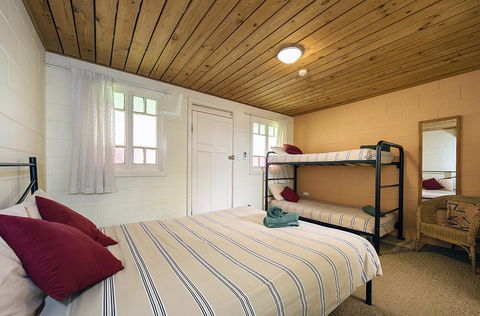 Glen Helen Lodge - Tourism Cairns 11