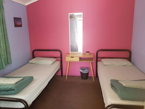 Alice Lodge - Tourism Cairns 39