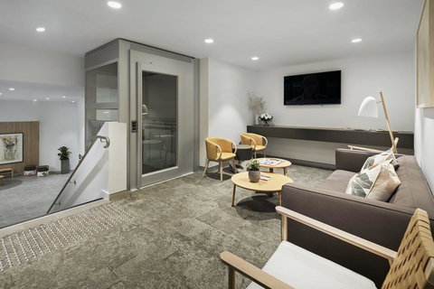 Quest Canberra City Walk - Tourism Cairns 4