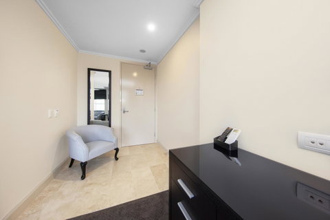 Canberra Rex Hotel - Tourism Cairns 28