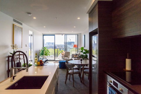 Highgate Executive Apartment City Walk Canberra - Tourism Cairns 12