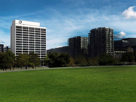 QT Canberra - Tourism Cairns 16
