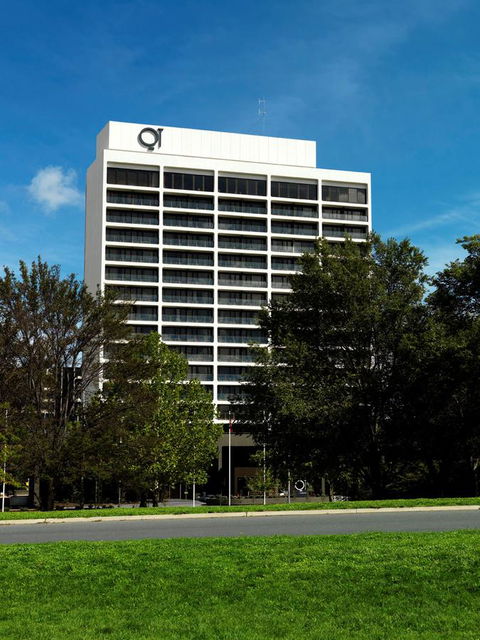 QT Canberra - Tourism Cairns 2