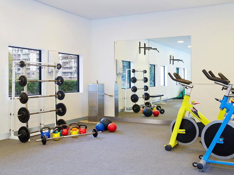 Crowne Plaza Canberra, An IHG Hotel - Tourism Cairns 5