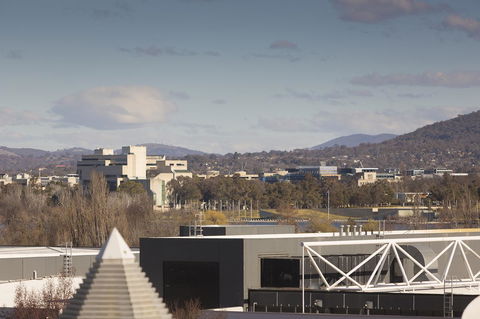 Crowne Plaza Canberra, An IHG Hotel - Tourism Cairns 17