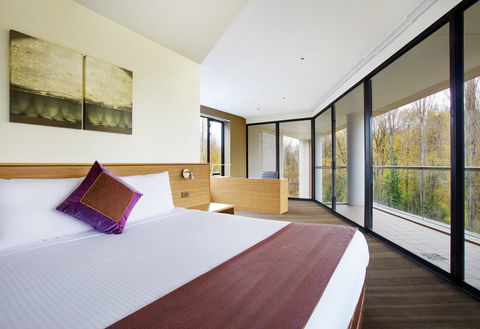Crowne Plaza Canberra, An IHG Hotel - Tourism Cairns 43