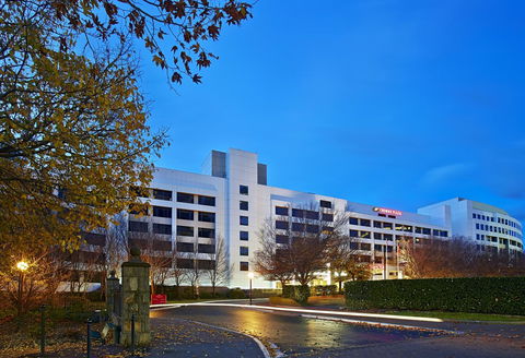 Crowne Plaza Canberra, An IHG Hotel - Tourism Cairns 1