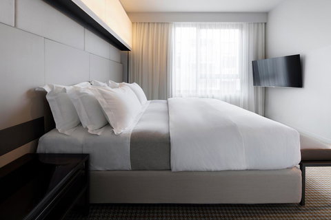 Hotel Realm - Tourism Cairns 11