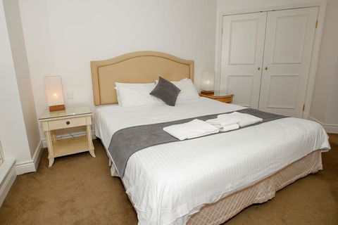 Bond 1603 - Tourism Cairns 3