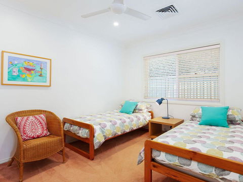 Bonito', 26 Bonito Street - Pet Friendly Housewith Aircon - Tourism Cairns 3