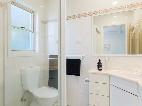 Bonito', 26 Bonito Street - Pet Friendly Housewith Aircon - Tourism Cairns 2