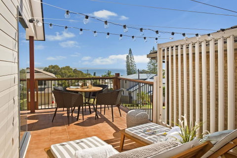 BonniEscape - Tourism Cairns 0