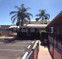Bottle Tree Gardens Motel - Tourism Cairns