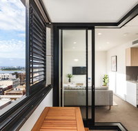 Boutique Apartment In Highly Sought After Arena - Tourism Cairns