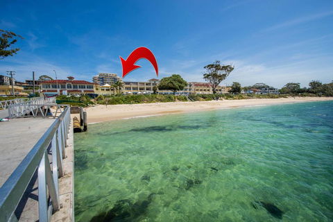 Breakwater 102 - Shoal Bay - Tourism Cairns 0
