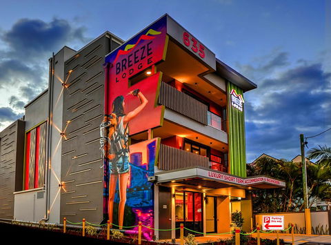 Breeze Lodge - Tourism Cairns 0