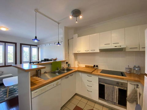 Brisbane City Apartment Atop Victoria Park - Tourism Cairns 3
