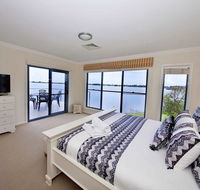 Brookwater- Waterfront on Lake Mulwala - Tourism Cairns