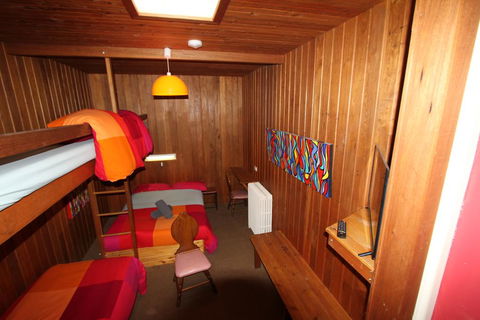 Bunkhouse Motel - Tourism Cairns 3
