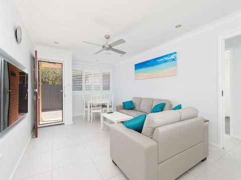 Burraneer @ Corlette - Tourism Cairns 2