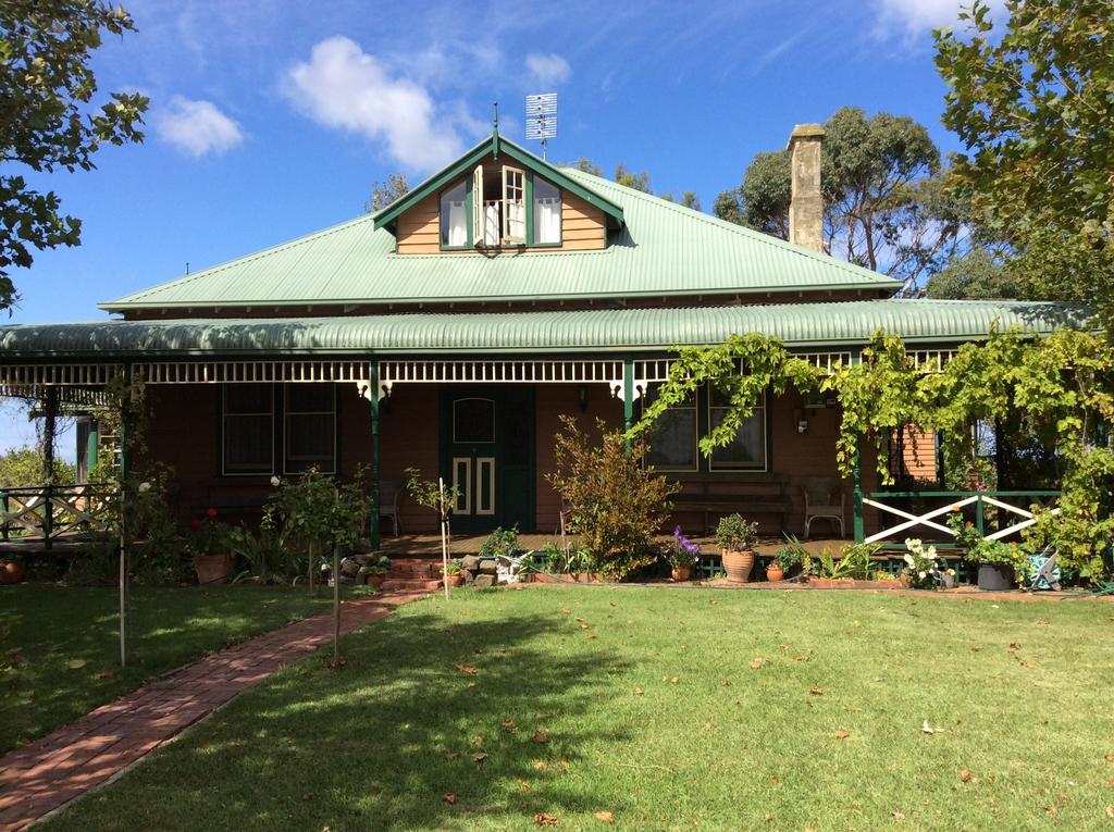 Cooriemungle VIC Tourism Cairns