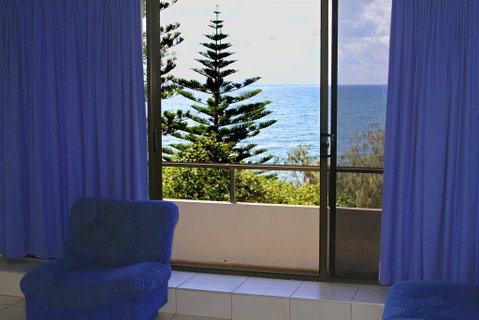 By The Sea Unit 3, 13 Esplanade, Kings Beach - Tourism Cairns 0