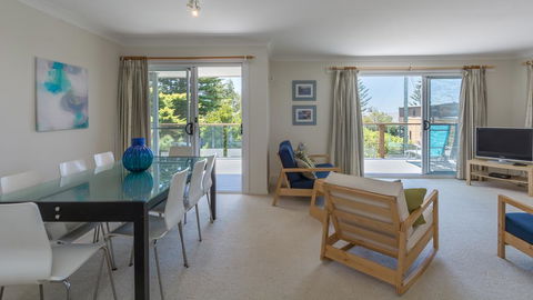 By The Sea, Culburra Beach - Tourism Cairns 3