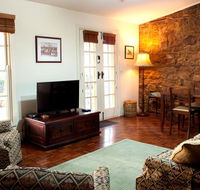 Byronsvale Vineyard and Accommodation - Tourism Cairns