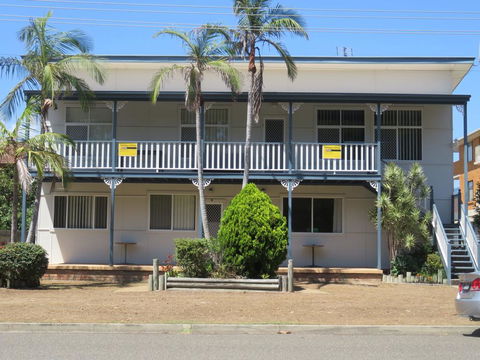 Cabenay 3 - VIEWS ACROSS THE PARK - Tourism Cairns 0