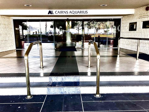 Cairns Apartment Esplanade Ocean Views - Tourism Cairns 3