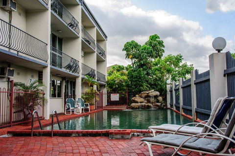 Cairns Holiday Lodge - Tourism Cairns 2