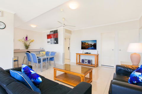 Cairns Ocean View Apartment - Tourism Cairns 2