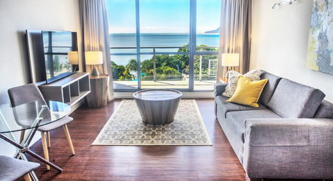 Cairns Plaza Hotel - Tourism Cairns 2