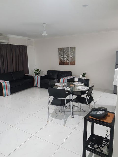 Cairns Prime Location Esplanade Self Contained Apartment With Wifi - Tourism Cairns 2