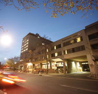 Canberra City YHA - Tourism Cairns