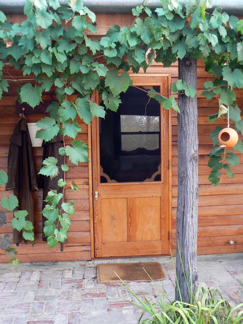 Candlebark Retreat - Tourism Cairns 3