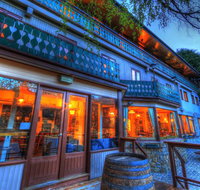 Candlelight Lodge