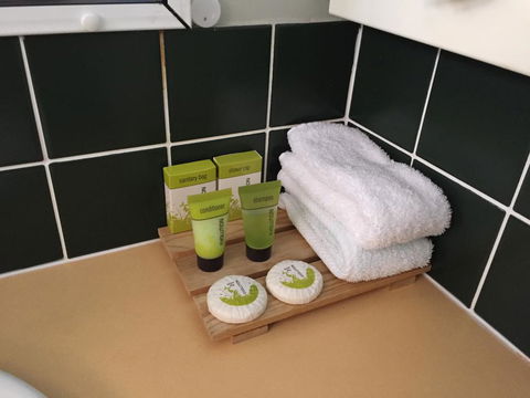 Cannon Park Motel - Tourism Cairns 1