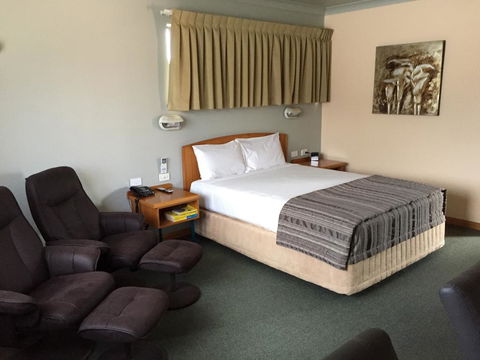 Cannon Park Motel - Tourism Cairns 0