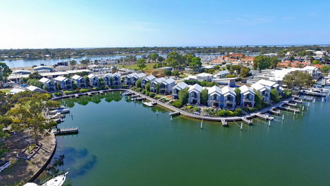 Captains Cove Resort - Tourism Cairns 3