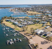 Captains Hideaway - Jetty Berth and Pet Friendly - Tourism Cairns