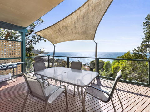 Cara - Tourism Cairns 1