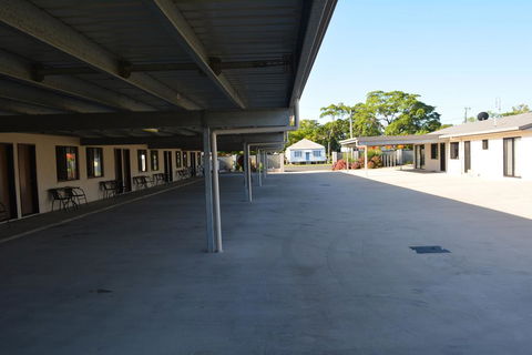 Carmila Sands Motel - Tourism Cairns 2