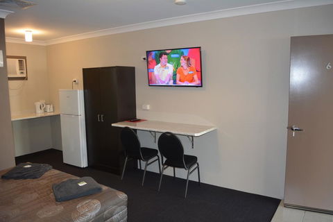 Carmila Sands Motel - Tourism Cairns 0