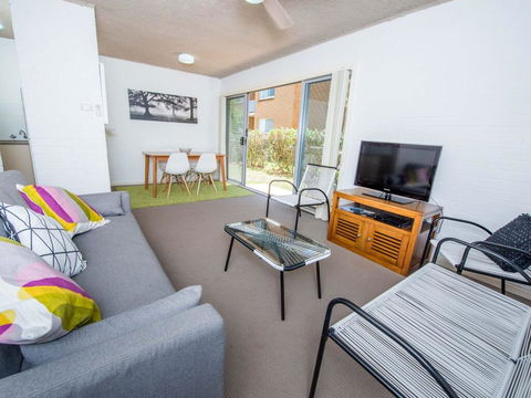Castaway At Shoal Bay - Tourism Cairns 2