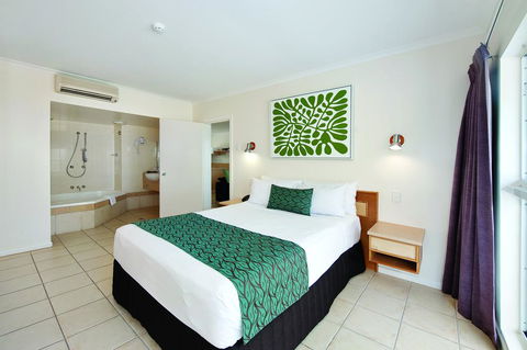 Castaways Resort & Spa On Mission Beach - Tourism Cairns 2
