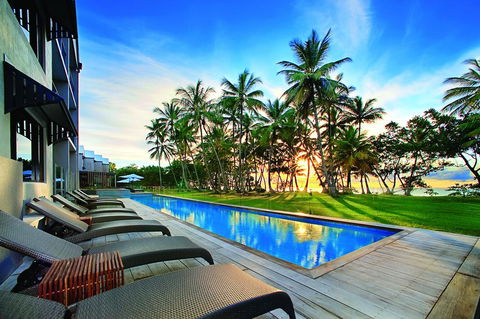 Castaways Resort & Spa On Mission Beach - Tourism Cairns 0