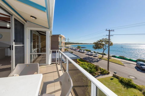 Castaways Unit 8 - Shoal Bay - Tourism Cairns 1