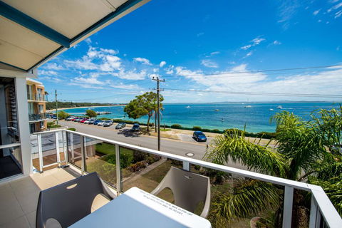 Castaways Unit 8 - Shoal Bay - Tourism Cairns 0